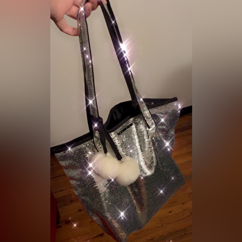 VS tote bag